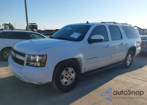 2013 Chevrolet Suburban 1500 Lt from USA, damaged, VIN 1GNSCJE08DR102735
